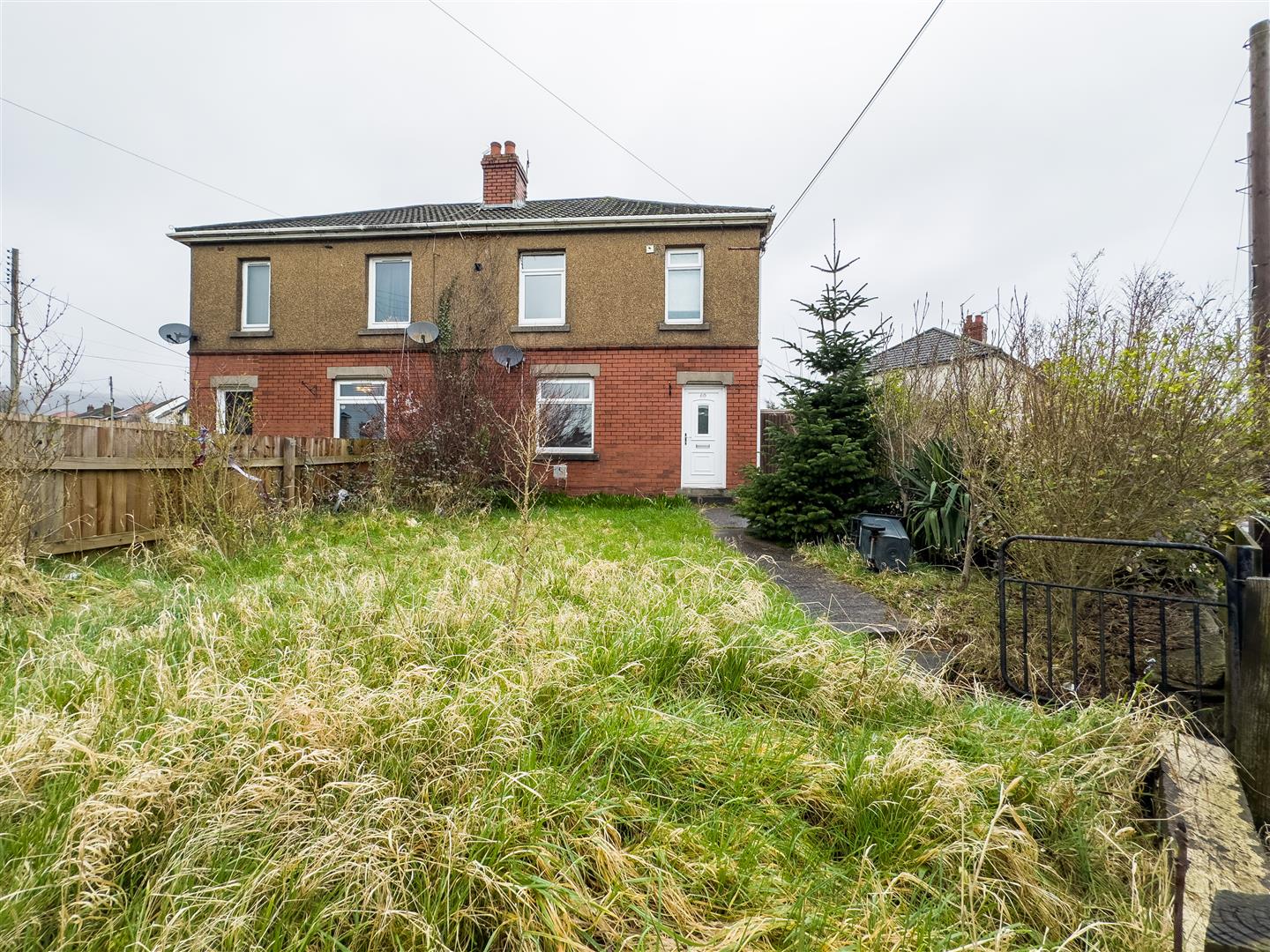 Cocker Avenue, Cwmbran One2One Estate Agents